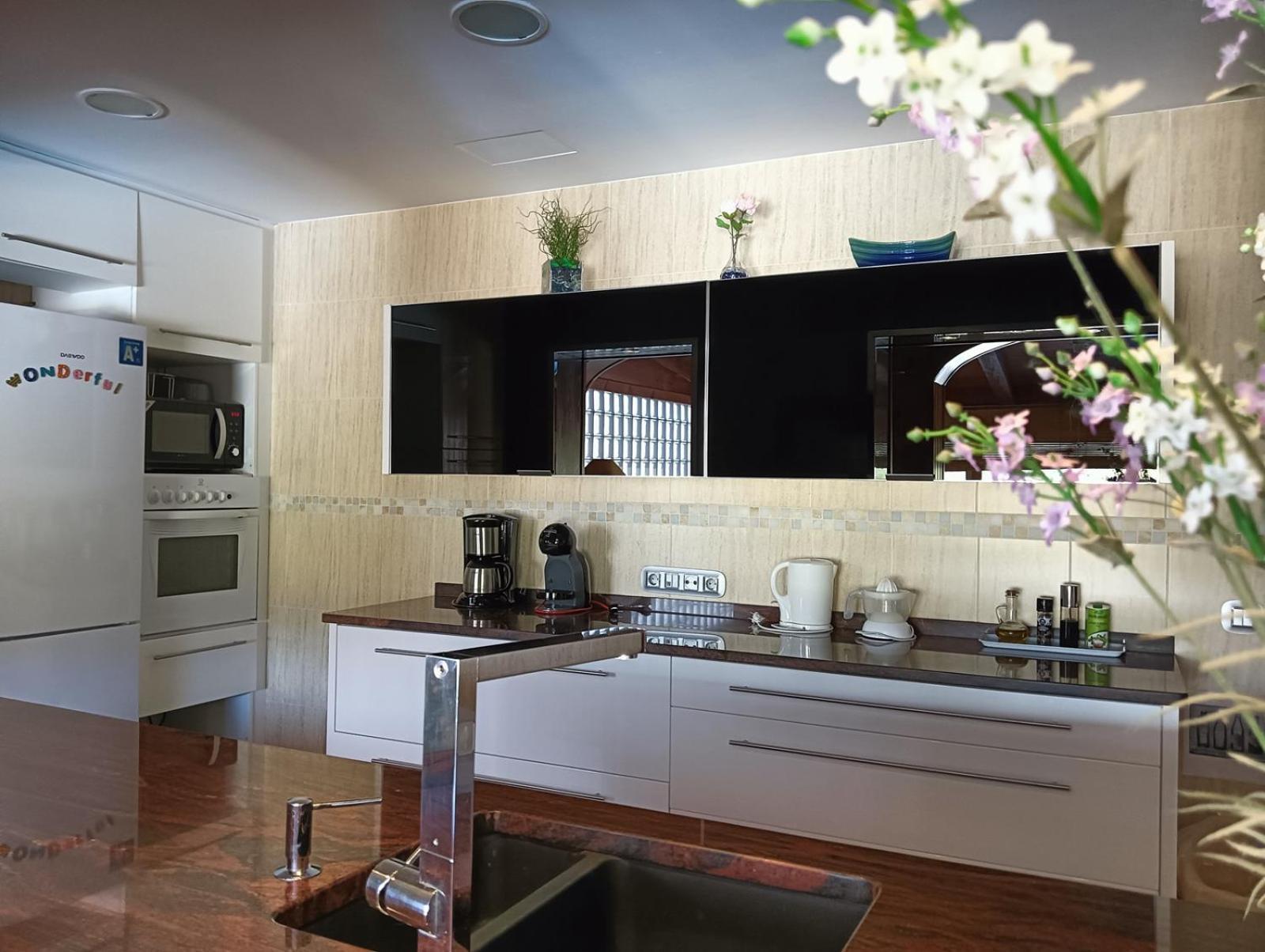 Villa Du Lac Speciale Pour Famille Avec Enfant Riudecanyes ภายนอก รูปภาพ